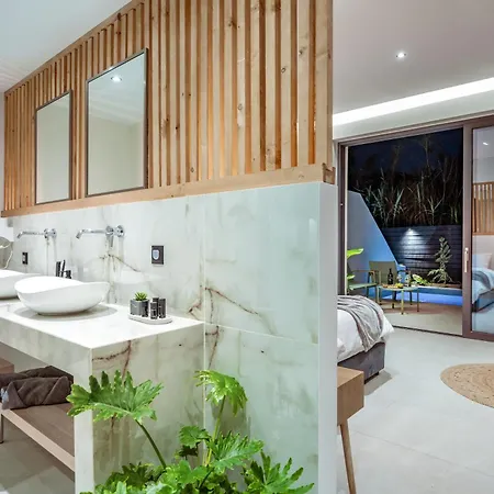 Mr & Mrs Grey Luxury With Private Pools-laganas Apartment Laganas