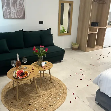 Mr & Mrs Grey Luxury With Private Pools-laganas * Laganas